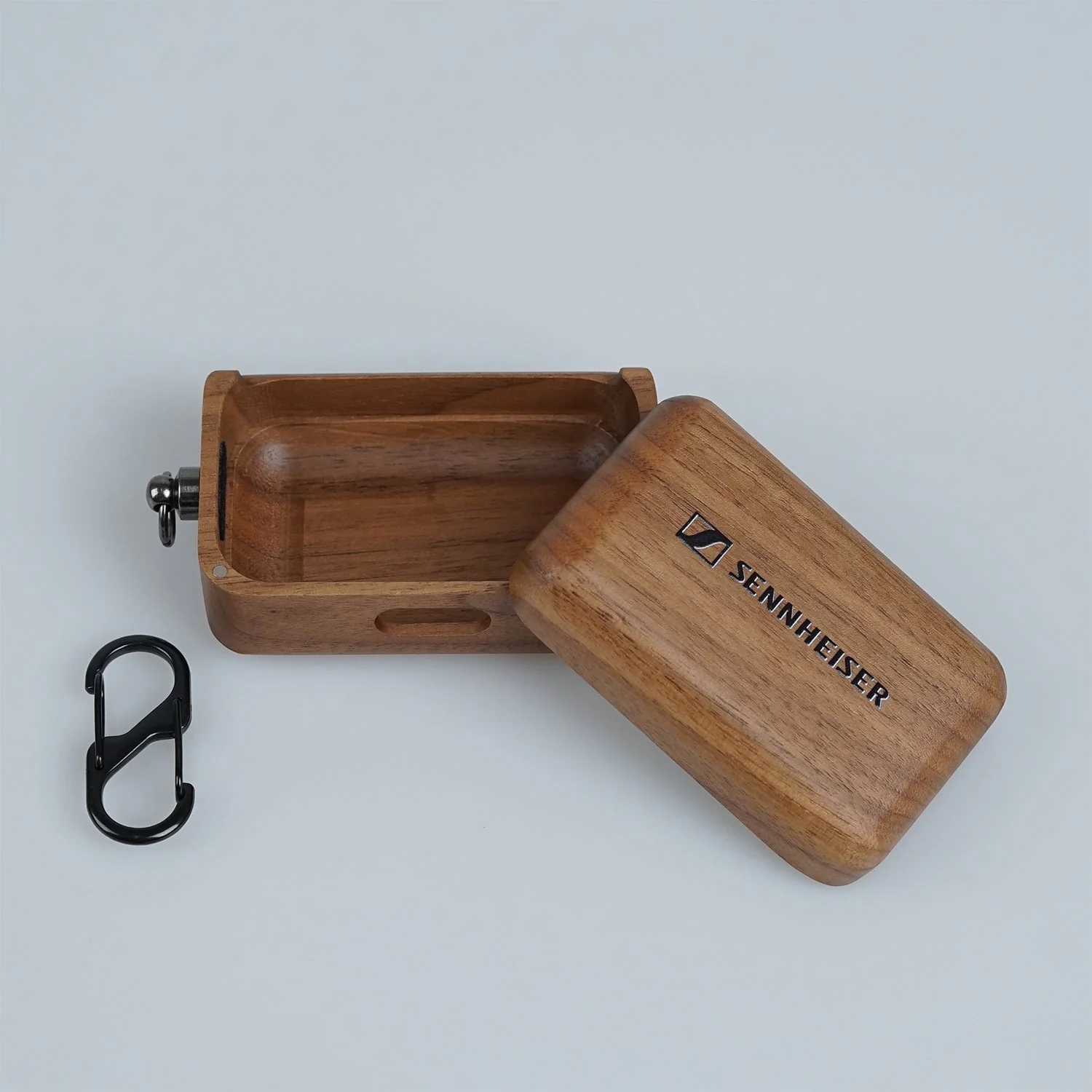 MOMENTUM True Wireless 4 Walnut Case - Image 5