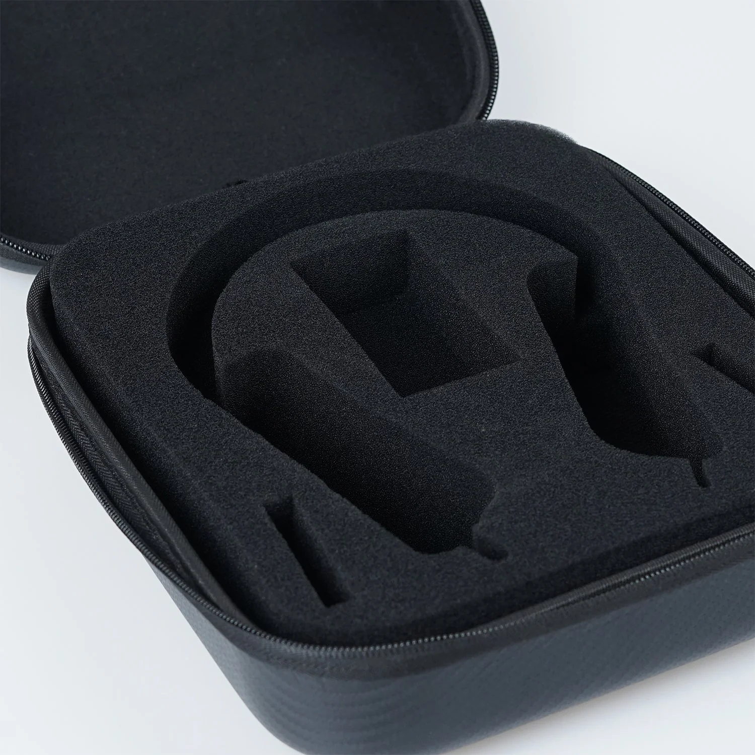 SENNHEISER Headphone Case Square - Image 4