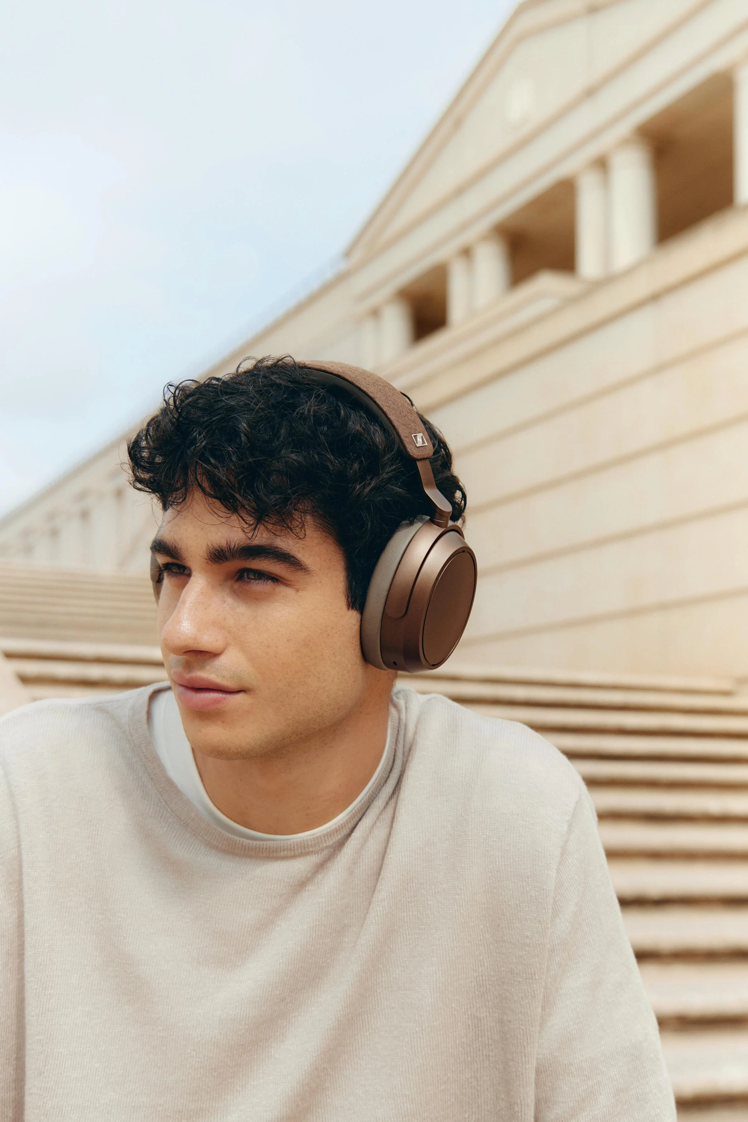 MOMENTUM 4 Wireless Refurbished - Image 42