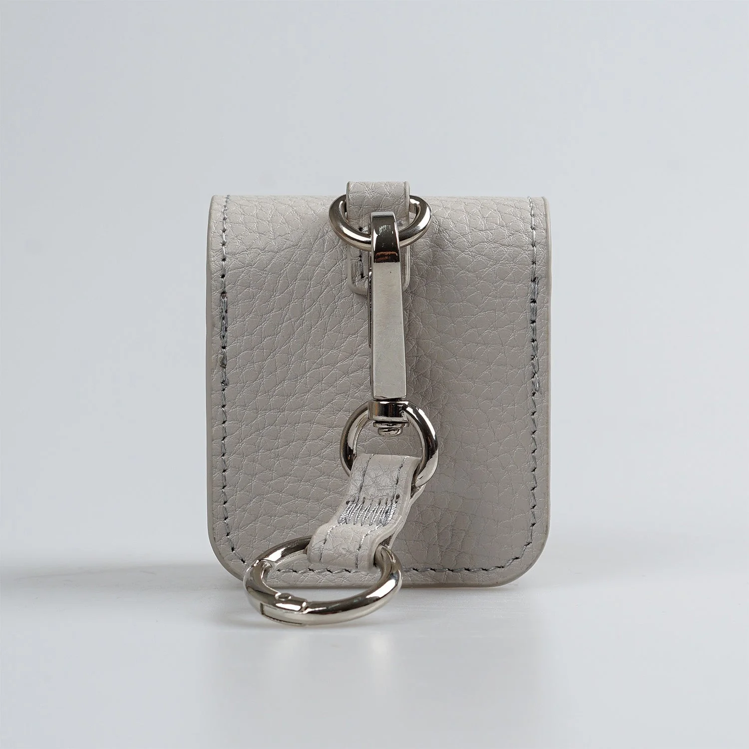 SENNHEISER Accentum True Wireless Vegan Leather Case - Image 3